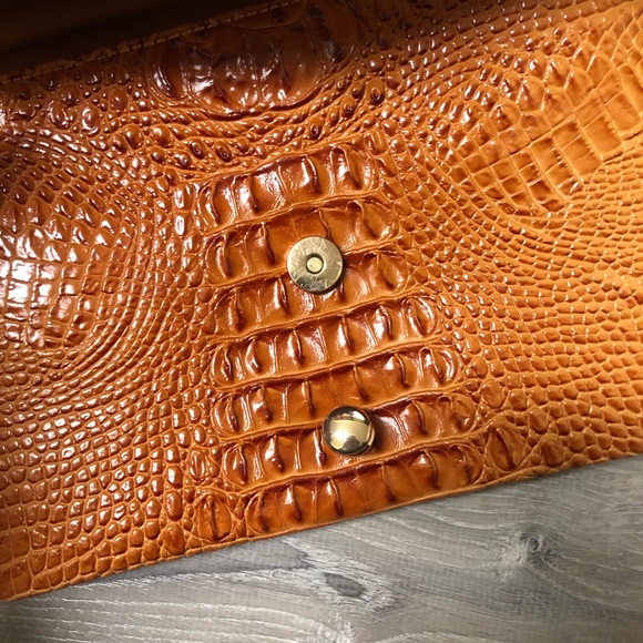 Tan Crocodile Crossbody Bag - Picture 3 of 7